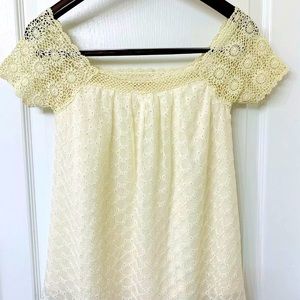 Gold Hawk Crochet Silk Ivory Top Anthropologie XS